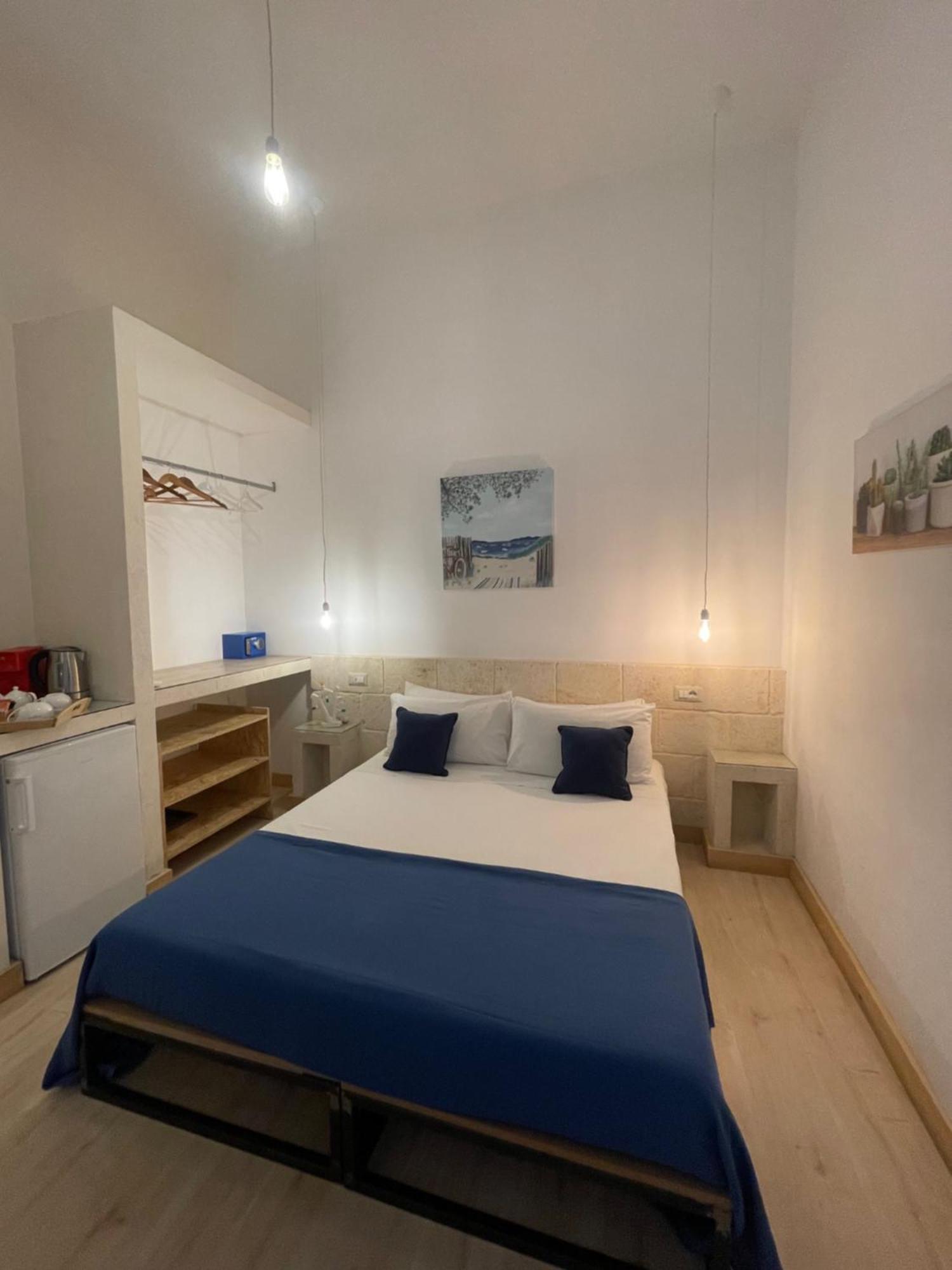 D'Angio Rooms-Manfredi Homes&Villas Манфредония Екстериор снимка