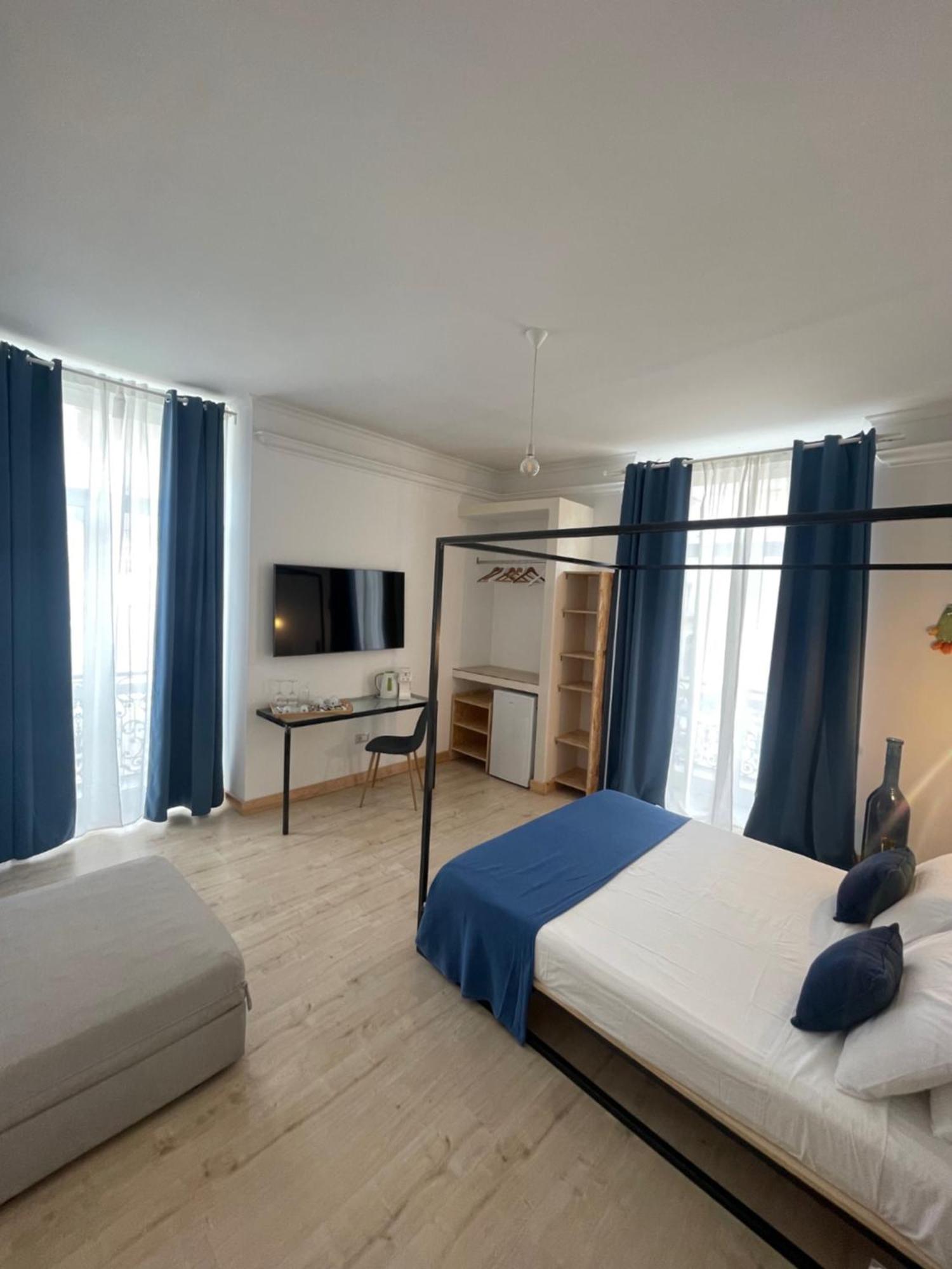 D'Angio Rooms-Manfredi Homes&Villas Манфредония Екстериор снимка
