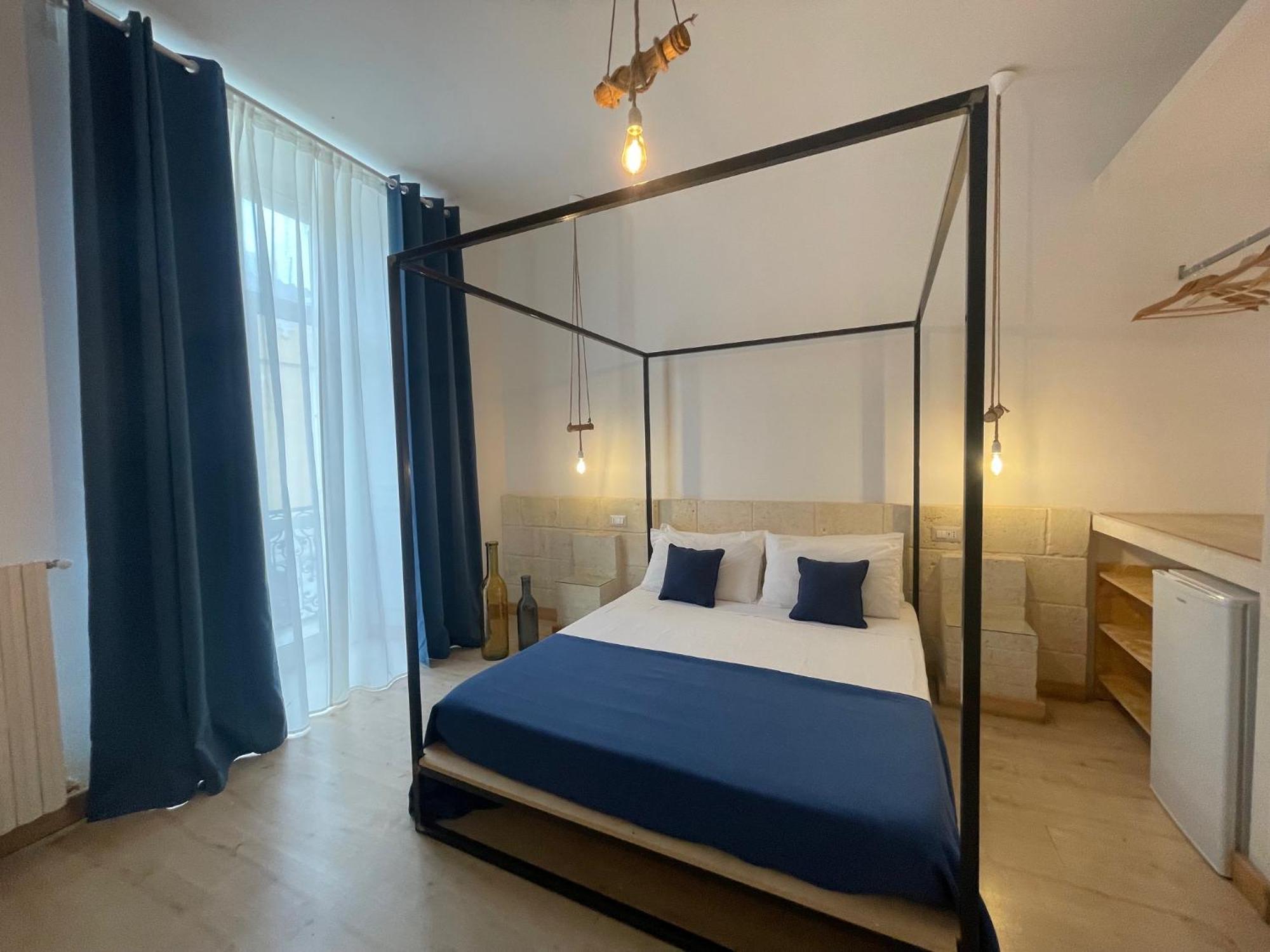 D'Angio Rooms-Manfredi Homes&Villas Манфредония Екстериор снимка
