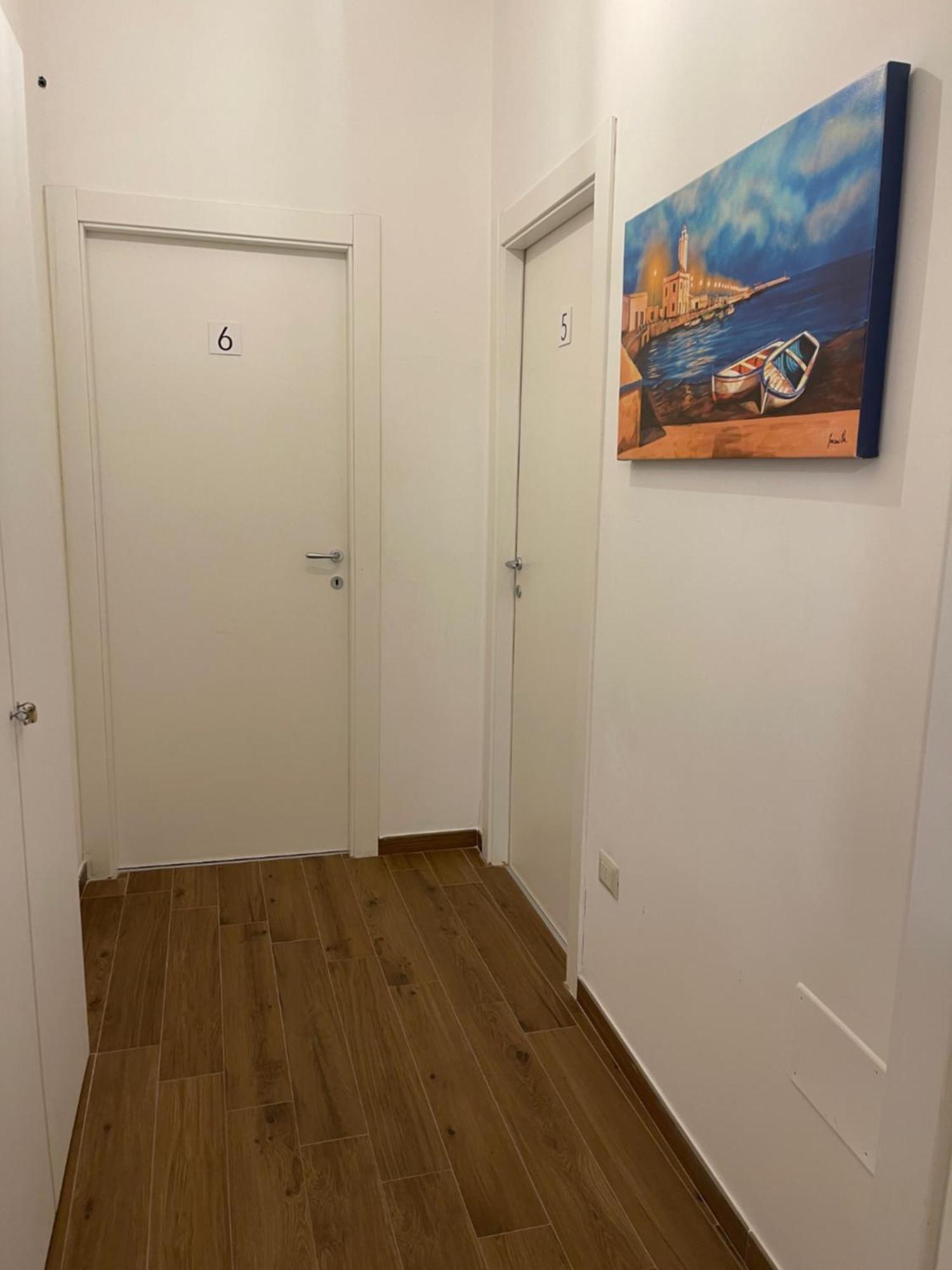 D'Angio Rooms-Manfredi Homes&Villas Манфредония Екстериор снимка